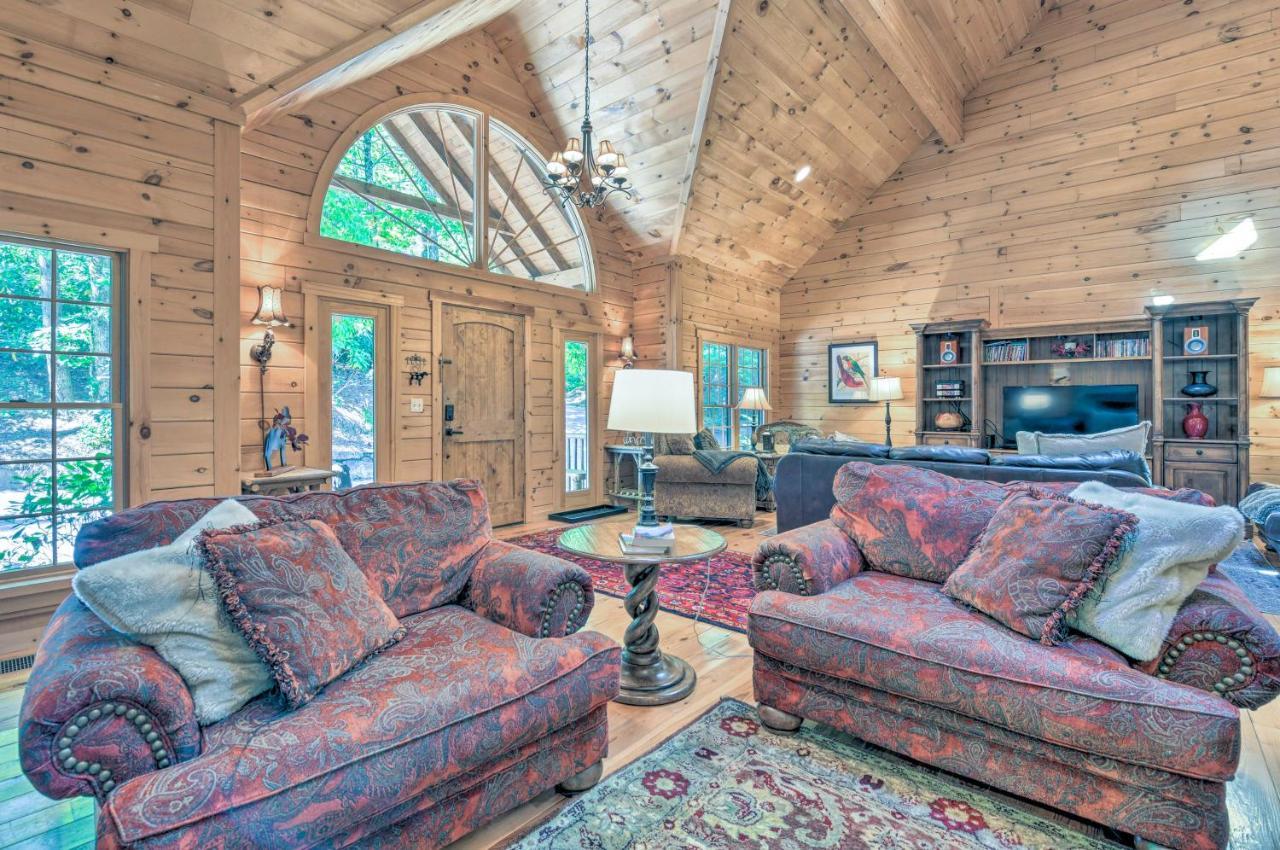 Luxury Cabin With Deck Less Than 5 Miles To Sapphire Valley! Villa Exterior photo