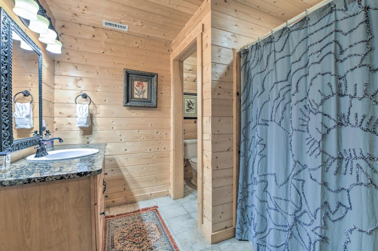 Luxury Cabin With Deck Less Than 5 Miles To Sapphire Valley! Villa Exterior photo